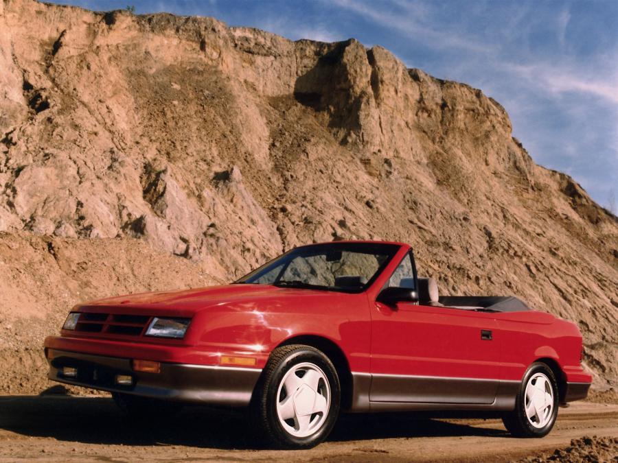  Dodge Shadow ES Convertible 1990 года  (фото 4 из 4)
